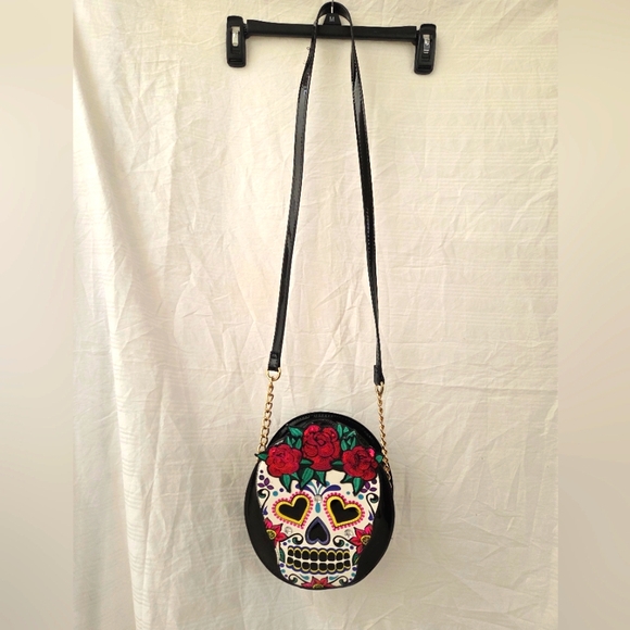 Betsey Johnson Handbags - Betsey Johnson Skull Crossbody Bag